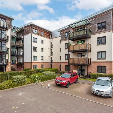 Ocean Way Apartment In Leith Edinburgh Exterior photo